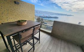 HOM I Estudio Nuevo con preciosa Vista y Estacionamiento